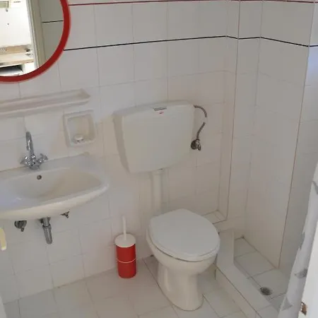 Apartment Remvi
